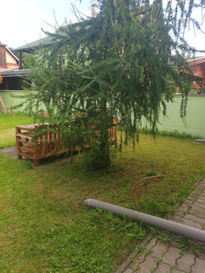 Zseki Apartman Hajdúszoboszló Exterior foto