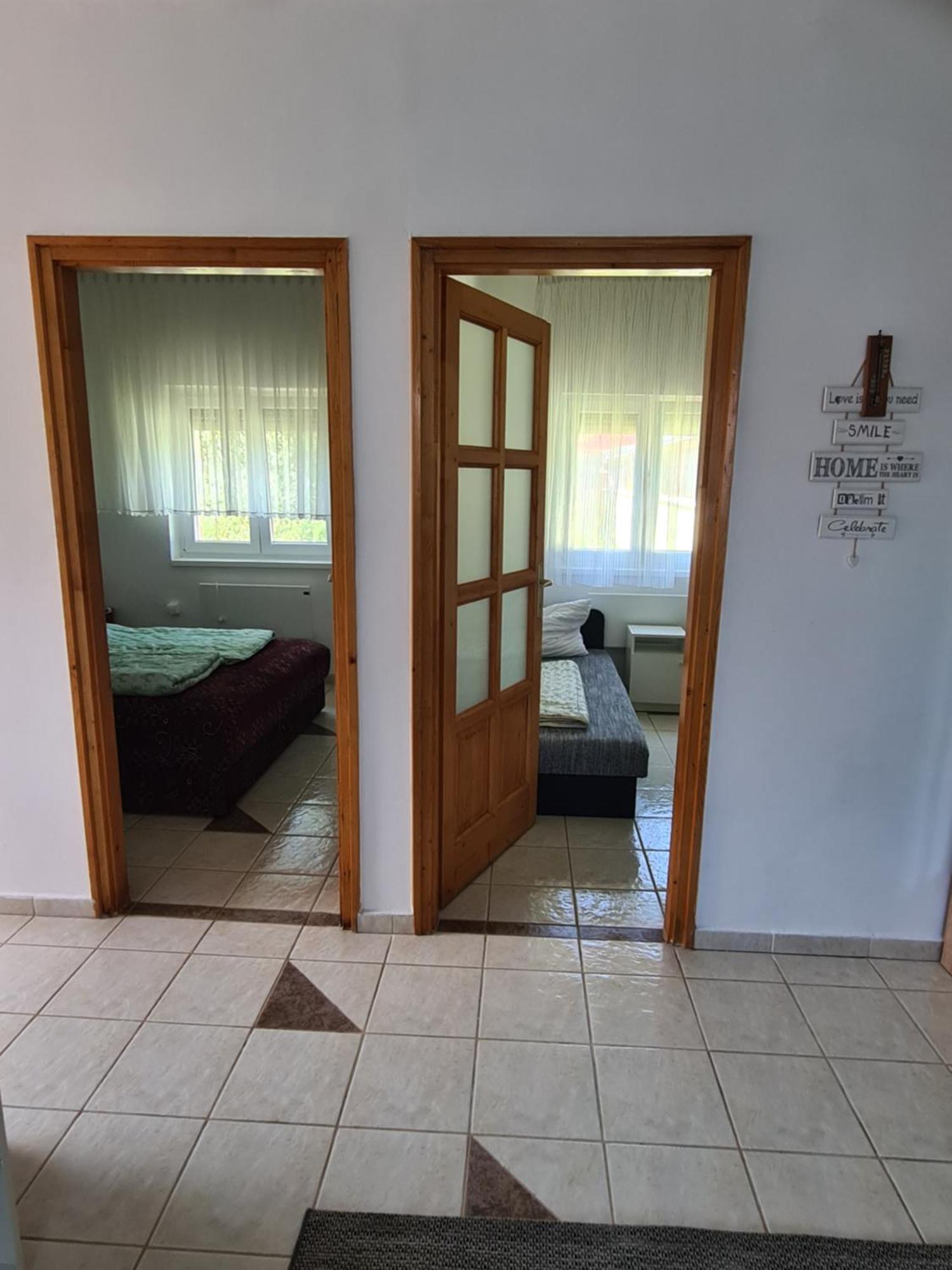 Zseki Apartman Hajdúszoboszló Exterior foto