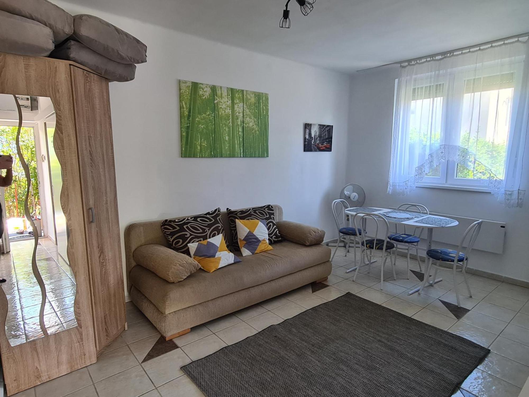 Zseki Apartman Hajdúszoboszló Exterior foto